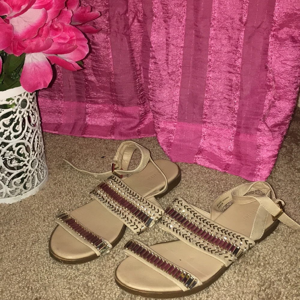 Embroidered Cream Flats Cute Beaded